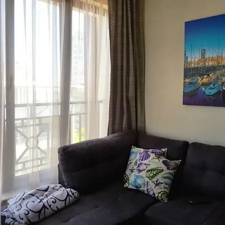 Burgas Apartment 公寓 布尔加斯
