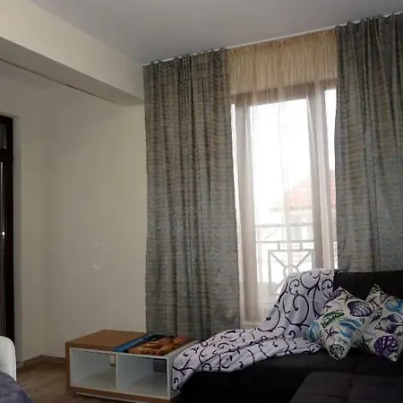 アパート Burgas Apartment